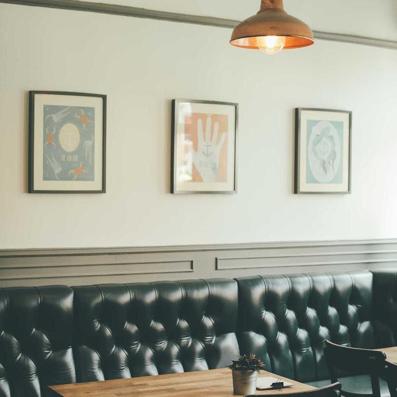 Suporte Monitor Ajustável com Organizador